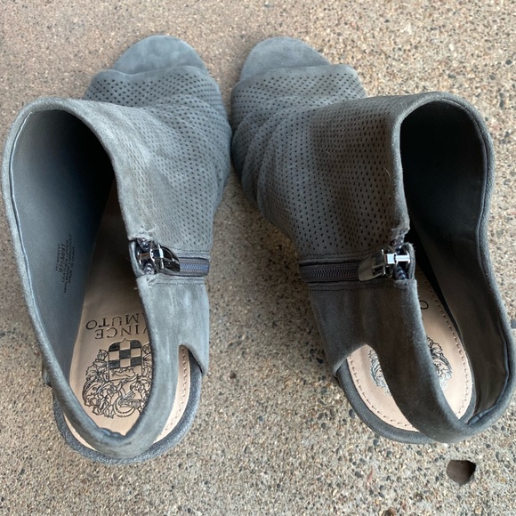 Vince Camuto | Grey Open Toe And Heel Booties - Picture 8 of 11